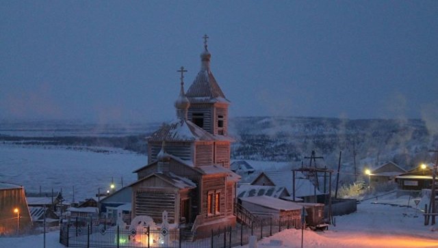 храм в южной Якутии зимой